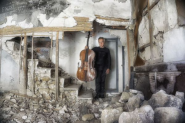 Giovanni Sollima in concerto
