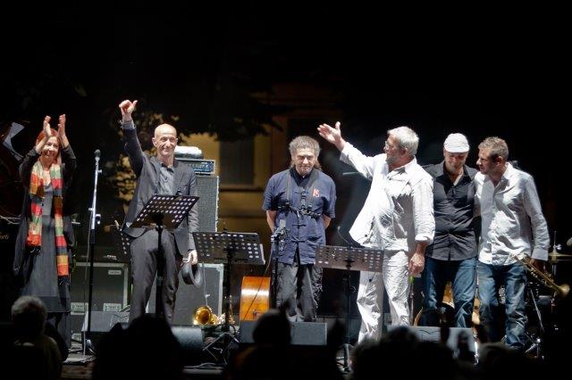 “MEMORIE DI ADRIANO” LE CANZONI DI CELENTANO PER LA CAMERATA MUSICALE BARESE