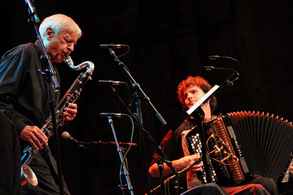 “Notti di Stelle Winter” accende i riflettori sul jazz francese con l’originale duo Michel Portal – Vincent Peirani